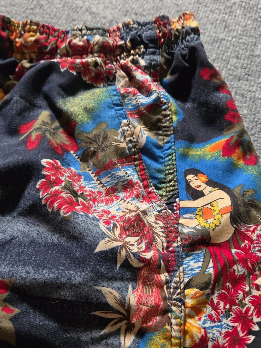 Faded Glory XL Dark Navy Floral Swim Shorts